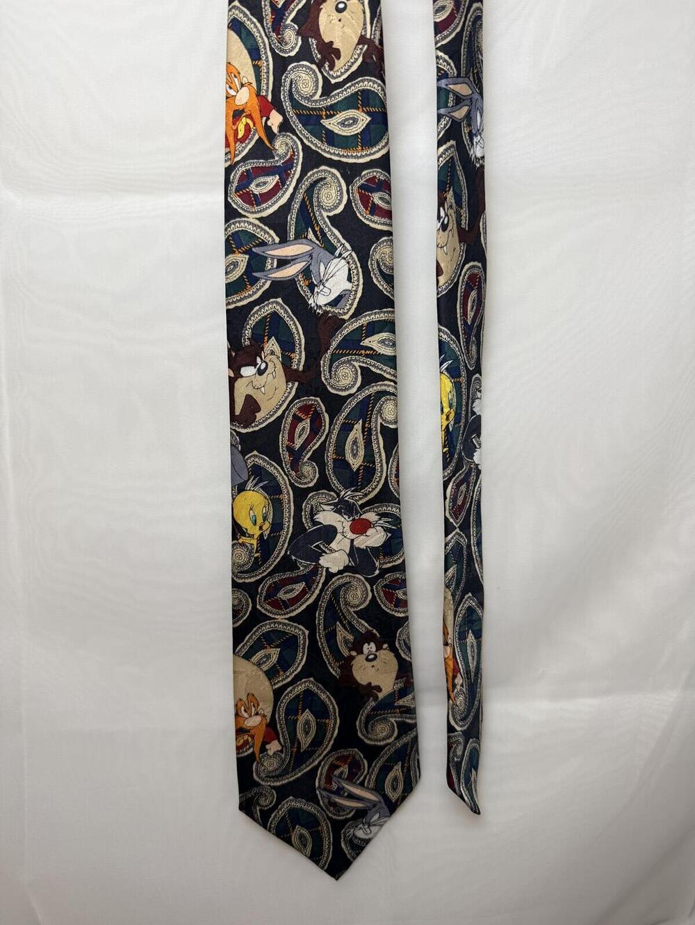 Vintage 90s Looney Tunes Mania Character Paisley Novelty Tie
